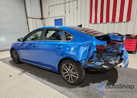 2023 Kia Forte Gt Line z USA, uszkodzony, nr VIN 3KPF54AD8PE562590